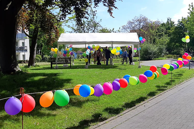 Luftballons und „Applaus für die Pflege“ (Mai 2019)
